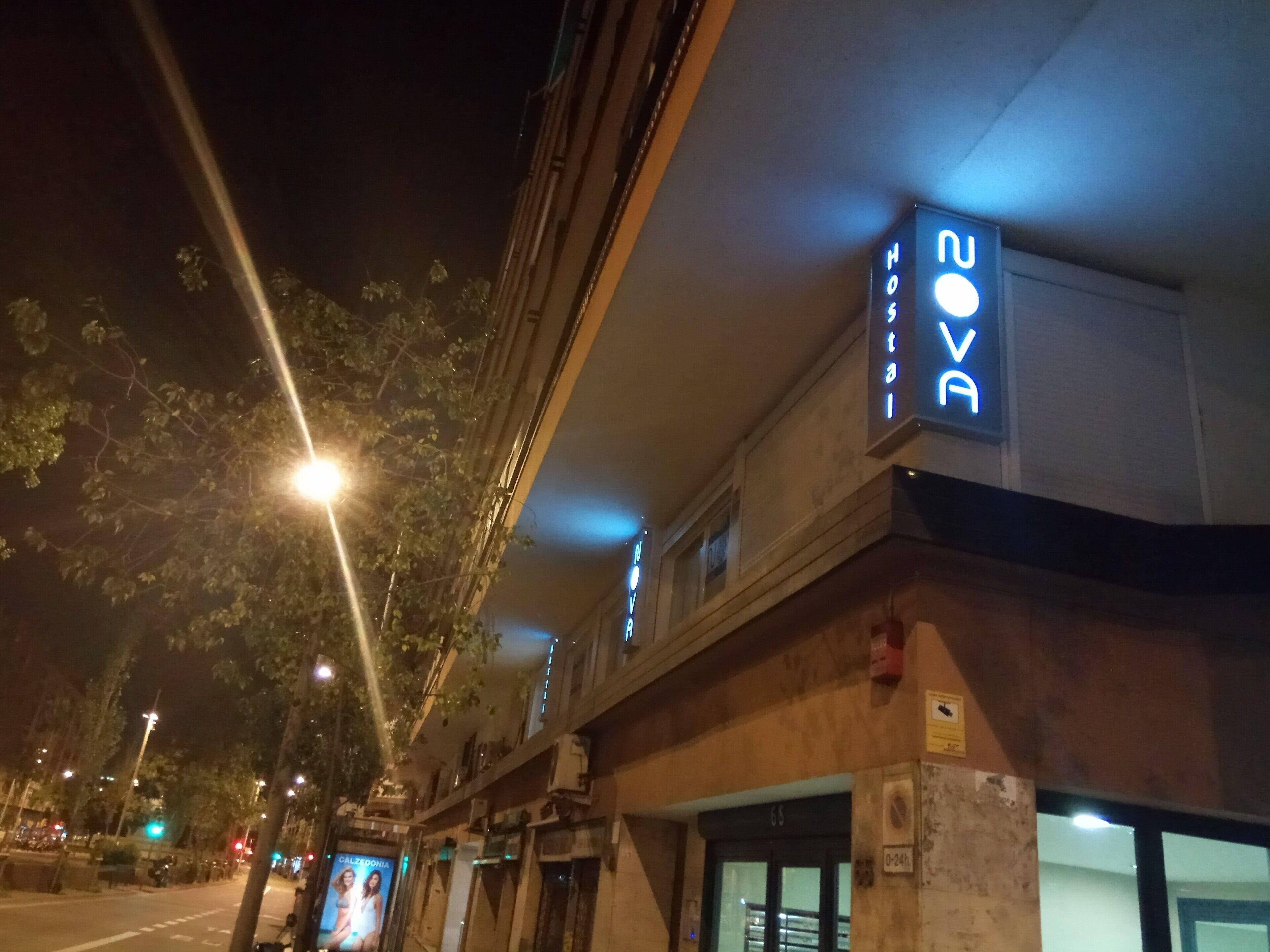 Hostal Nova Barcelona — Fotos 2